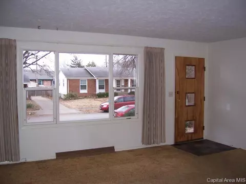 105 Cartwright, Springfield, IL 62704 photo 2