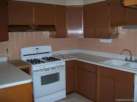 105 Cartwright, Springfield, IL 62704 photo 6