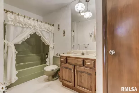 58 Providence Ln, Springfield, IL 62711 photo 28