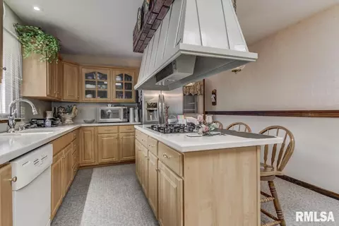 58 Providence Ln, Springfield, IL 62711 photo 9