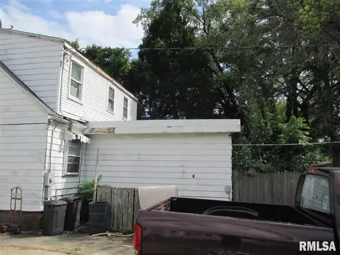 2921 S 4th St, Springfield, IL 62703 photo 5