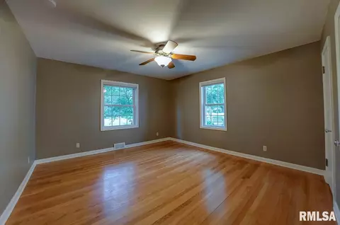 2028 S Park Ave, Springfield, IL 62704 photo 17