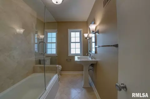 2028 S Park Ave, Springfield, IL 62704 photo 14