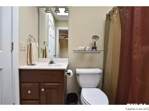 3100 Falcon Pt, Springfield, IL 62711 photo 23