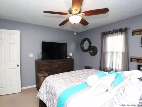 4431 Venetian Dr, Springfield, IL 62703 photo 11