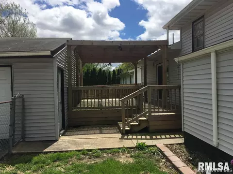 405 N Maple St, Abingdon, IL 61410 photo 7
