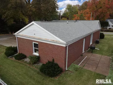 2000 S Noble Ave, Springfield, IL 62704 photo 4