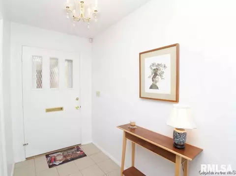 2000 S Noble Ave, Springfield, IL 62704 photo 6