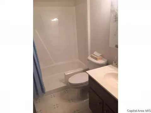 26 Brookside Pl, Springfield, IL 62704 photo 9