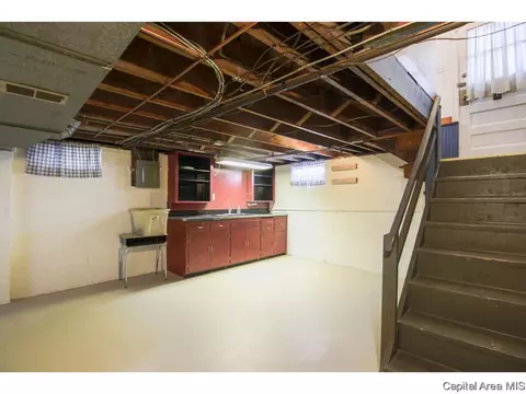 2412 S 8th St, Springfield, IL 62703 photo 18