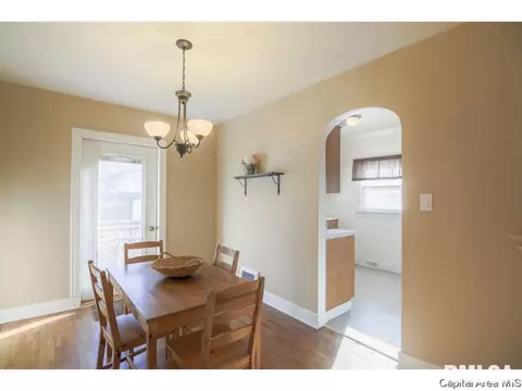 2412 S 8th St, Springfield, IL 62703 photo 12