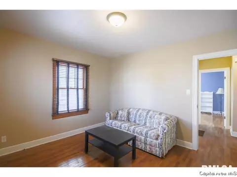 2412 S 8th St, Springfield, IL 62703 photo 15