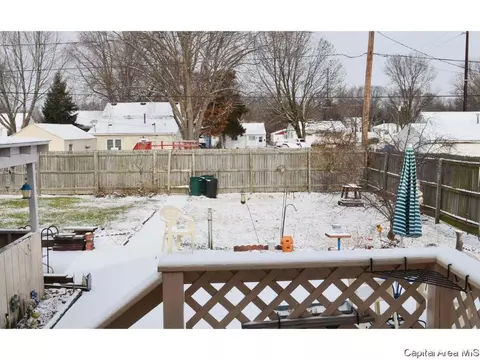 1527 Melrose, Springfield, IL 62703 photo 4