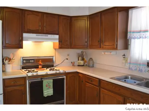 1527 Melrose, Springfield, IL 62703 photo 9