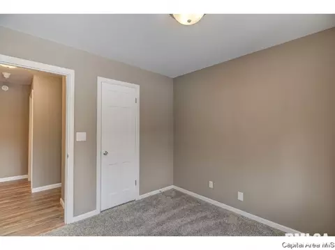 61 Interlacken, Springfield, IL 62704 photo 27