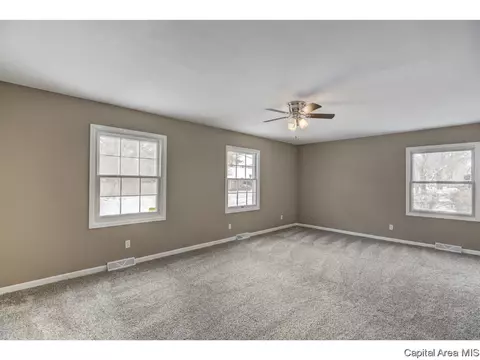 61 Interlacken, Springfield, IL 62704 photo 17