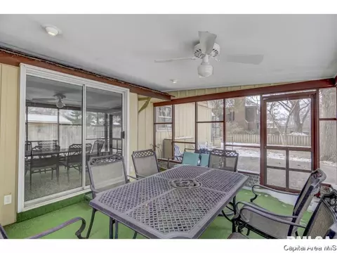 61 Interlacken, Springfield, IL 62704 photo 15