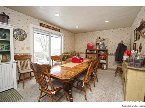 324 Kenyon, Springfield, IL 62704 photo 5