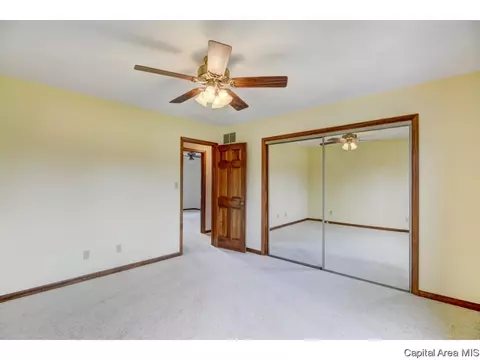 3912 Rochester Rd, Springfield, IL 62712 photo 26