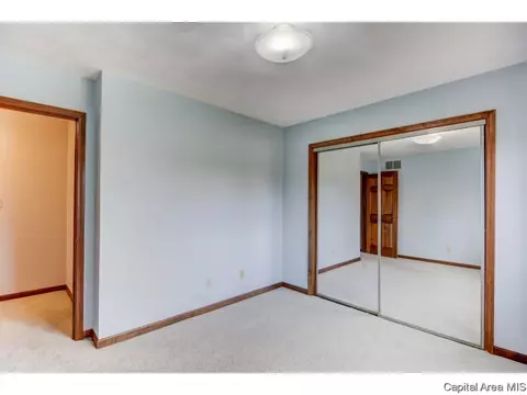 3912 Rochester Rd, Springfield, IL 62712 photo 21