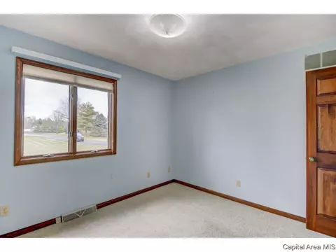 3912 Rochester Rd, Springfield, IL 62712 photo 23