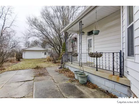 1227 N 3rd St, Springfield, IL 62702 photo 31