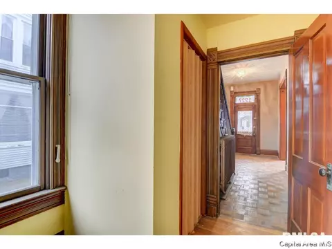1227 N 3rd St, Springfield, IL 62702 photo 14