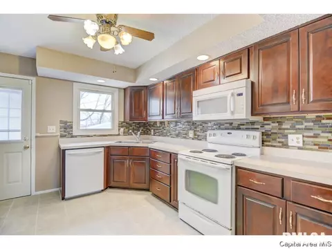3128 Lakeshire, Springfield, IL 62707 photo 10