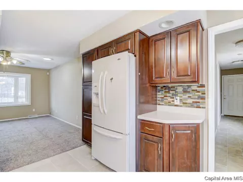 3128 Lakeshire, Springfield, IL 62707 photo 7