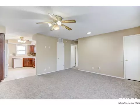 3128 Lakeshire, Springfield, IL 62707 photo 5