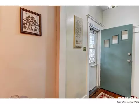 1459 N 4th St, Springfield, IL 62702 photo 4