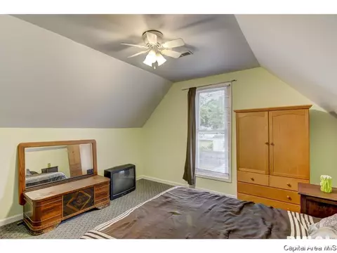 1459 N 4th St, Springfield, IL 62702 photo 15