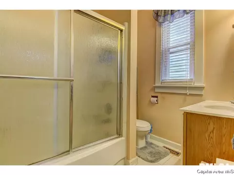 1459 N 4th St, Springfield, IL 62702 photo 11