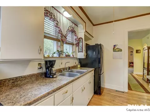 1459 N 4th St, Springfield, IL 62702 photo 10