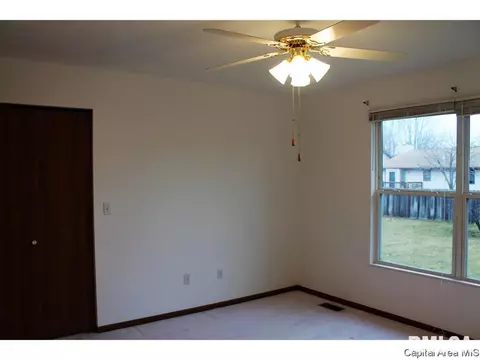 2921 Dunwich, Springfield, IL 62702 photo 5