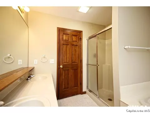 2016 Halifax, Springfield, IL 62703 photo 21