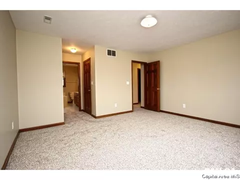 2016 Halifax, Springfield, IL 62703 photo 17