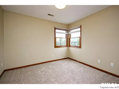 2016 Halifax, Springfield, IL 62703 photo 22