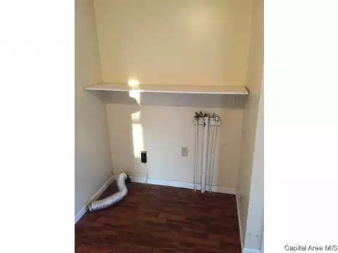208 E North, Roodhouse, IL 62082 photo 8