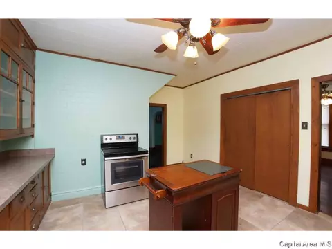 1908 S Spring St, Springfield, IL 62704 photo 16