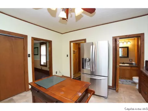 1908 S Spring St, Springfield, IL 62704 photo 18
