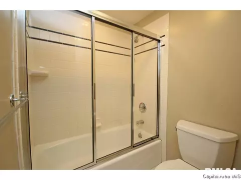 26 Forest Green Dr, Springfield, IL 62711 photo 20