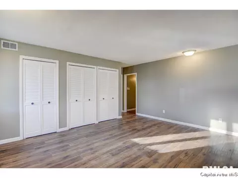 3165 Elmhurst Dr, Springfield, IL 62704 photo 12