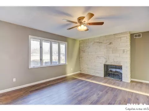 3165 Elmhurst Dr, Springfield, IL 62704 photo 13