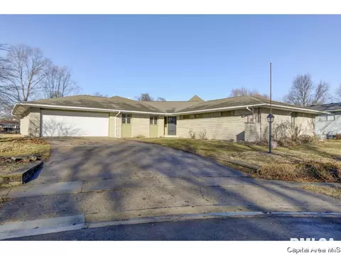 3165 Elmhurst Dr, Springfield, IL 62704 photo 1