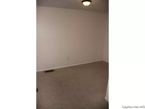 1534 E Kys, Springfield, IL 62702 photo 10