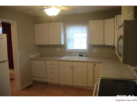 1534 E Kys, Springfield, IL 62702 photo 8