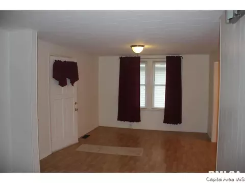 1534 E Kys, Springfield, IL 62702 photo 4