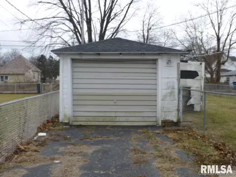 1610 E Watch Ave, Springfield, IL 62702 photo 14