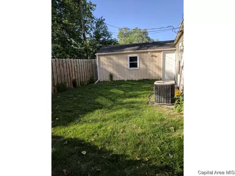 3333 Normandy, Springfield, IL 62703 photo 9